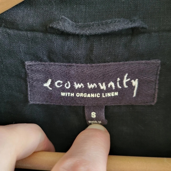 Aritzia Community Lightweight Jacket With Organic Linen - Picture 15 of 16